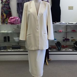 Women’s JP Fall Two Piece Suit
